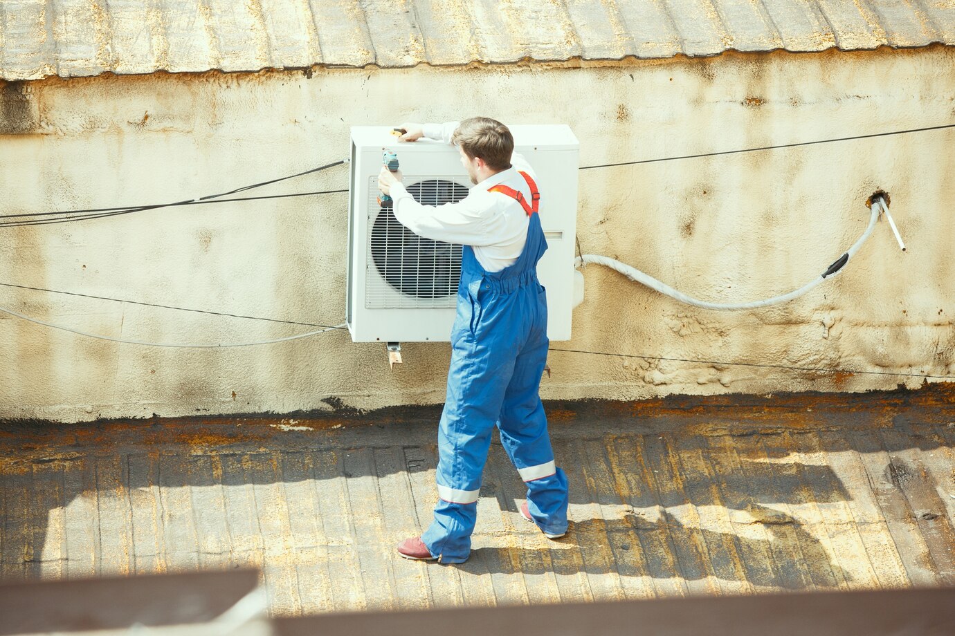 Cục nóng điều hòa không chạy, nguyên nhân và cách xử lý